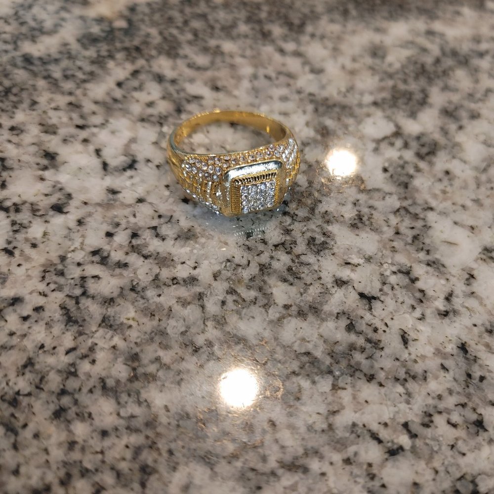 Bling and sparkle effect men's signet ring, size: 10.5  (large ring)